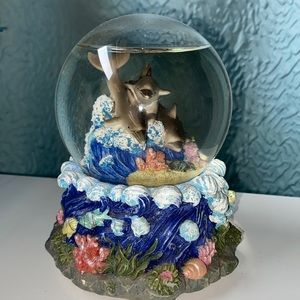 🐬 Dolphin Snow Globe 🐬